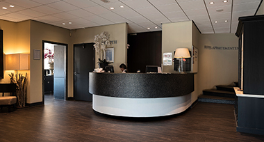 Receptie van Fletcher Hotel-Restaurant Zeeduin